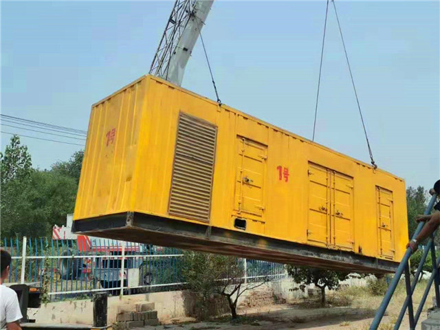 托克逊300KW柴油发电机组油耗是多少？